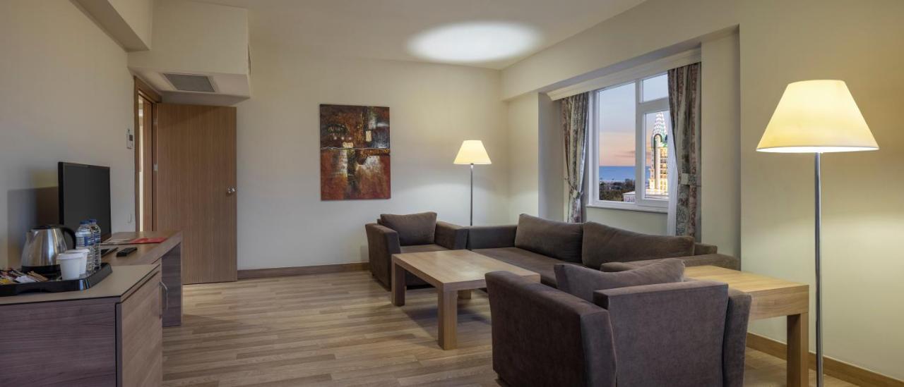 Ramada Resort By Wyndham Lara Antalya Exterior photo
